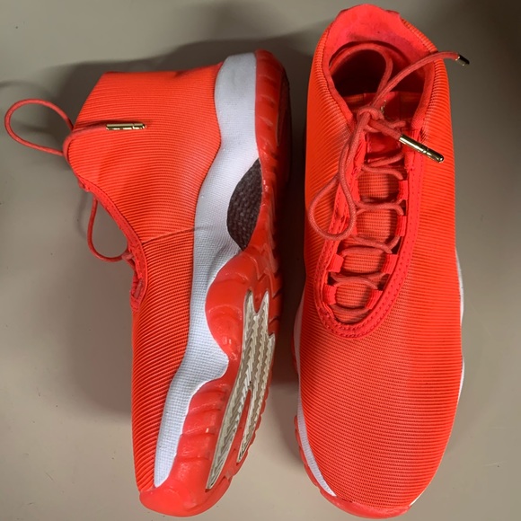 Air Jordan Future Men’s Shoes - Size 7, Orange - Picture 3 of 8